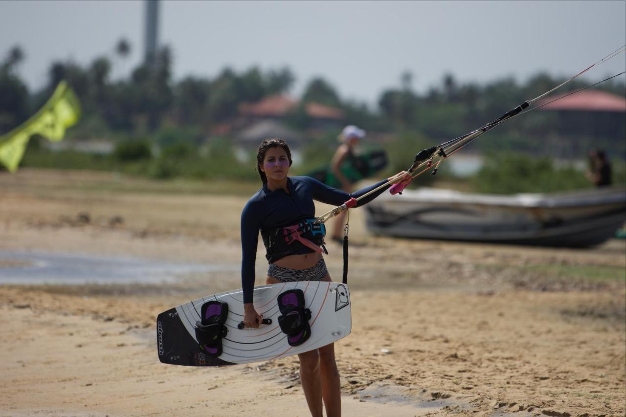 De Silva Palm Resort Kalpitiya Kültér fotó